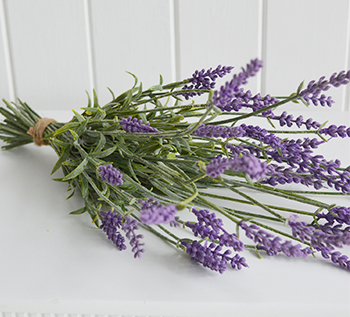 Artificial realisitic tied bunch of lavender stalks