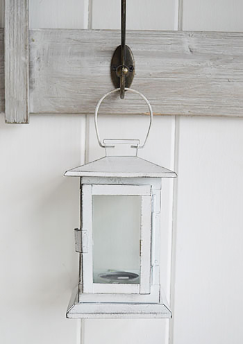 Hanging lantern tea light holder
