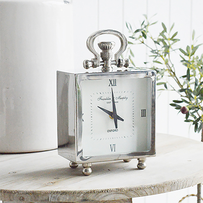 Our silver Kensington mantel clock. 

Add a touch of luxury to your room with our silver coloured chunky mantel clock.

A truly impressive clock with an elegant simple face with roman numerals.