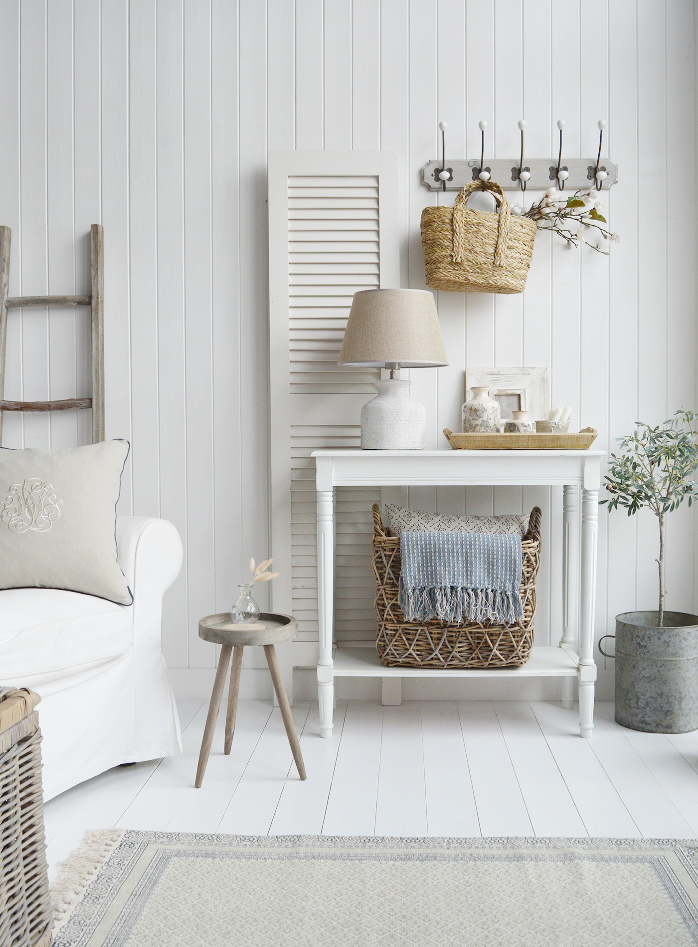New England hallway furniture for coastal, modern farmhouse and country homes in the UK. The Cape Ann range of white furniture, versatile and match various colour schemes