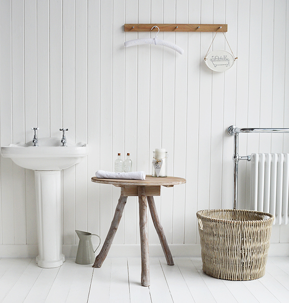 White and grey driftwood beach bathroom