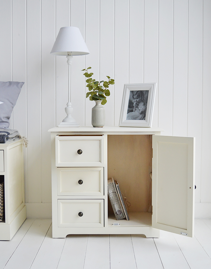 Newbury cream storage furniture with drawers and cupboard, an ideal lamp table for the hallway