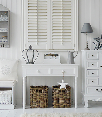 Typical New England style white furniture in the hall