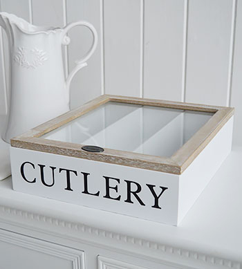 White cutlery box with lid 