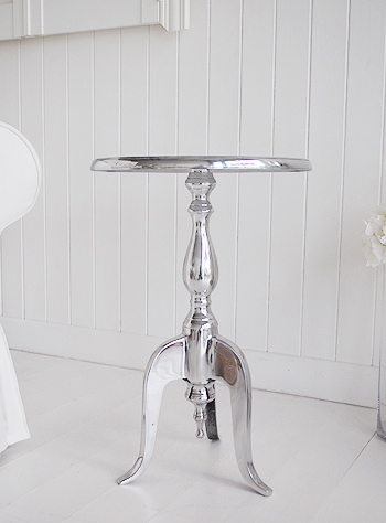 Kensington Silver furniture, a small side table