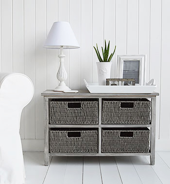 Low storage cabinet with drawers 