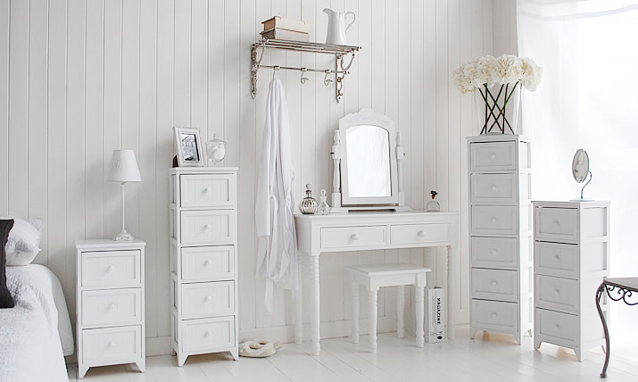 The complete range of Maine white bedroom furniture for excellent storage
