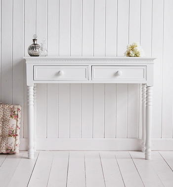 New England dressing table simply
