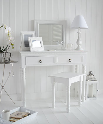 New England simple white bedrrom dressing table