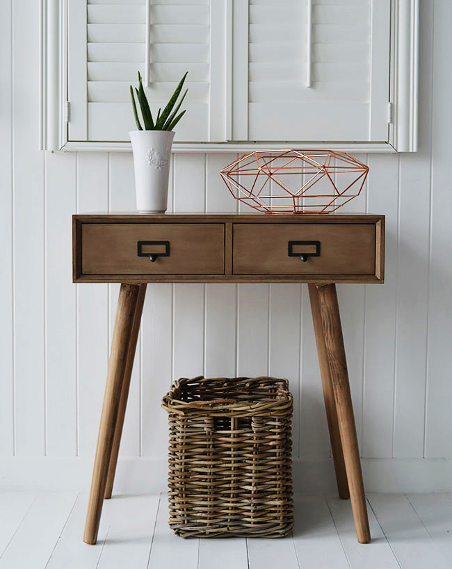 Small Scandinavian style dressing table
