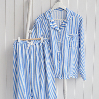 Inspired by timeless coastal living, these blue and white striped pyjamas offer classic style and everyday comfort.
