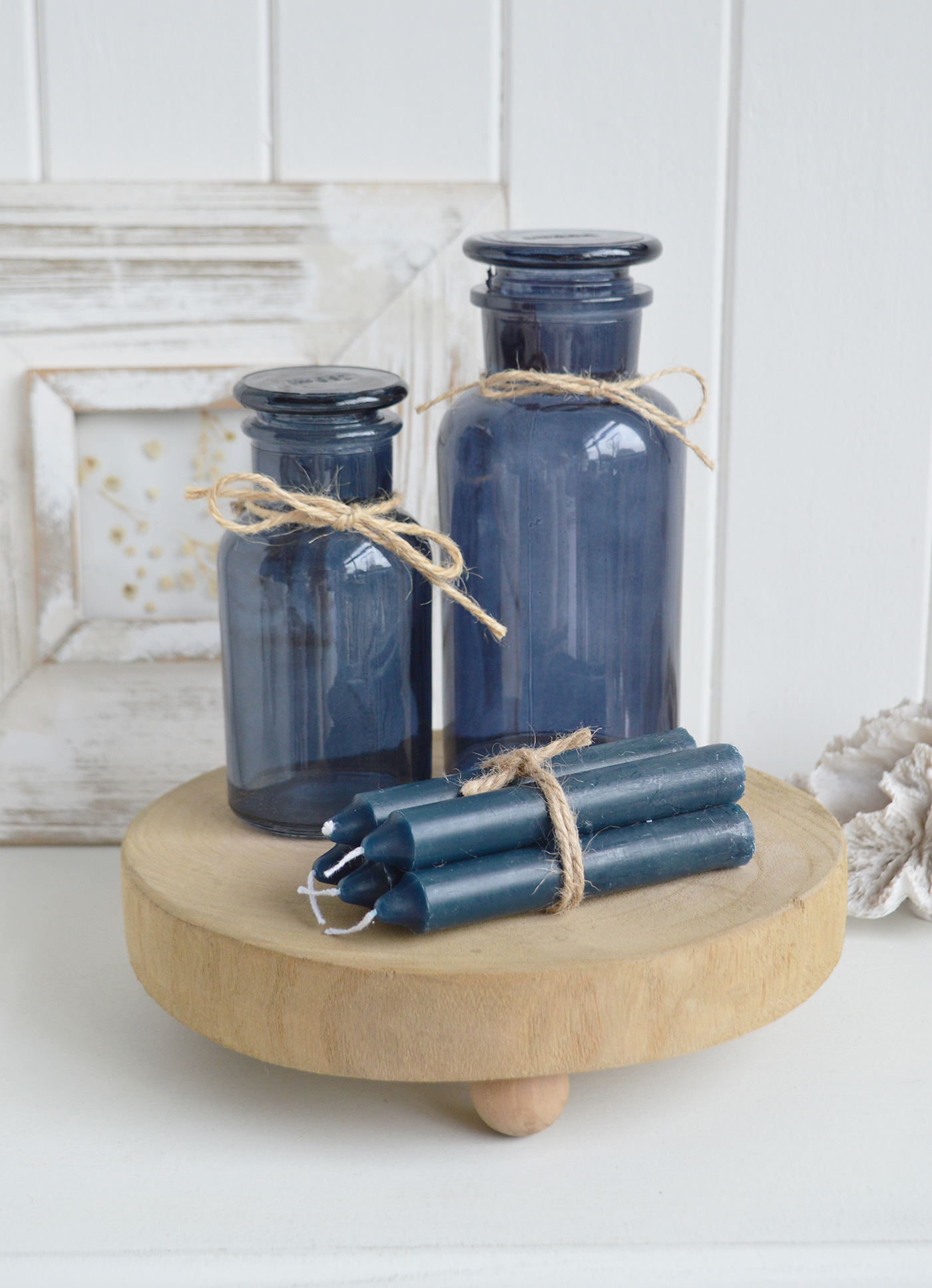 This midnight blue candle bundle brings rich colour and timeless style to coastal and New England interiors.