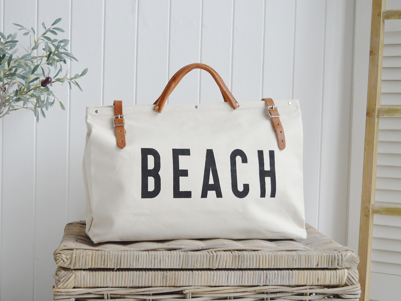 Nautical Coastal Furniture, lifestyle and accessories for the home. New England Lifestyle - Natural Beach Canvas Utility Bag