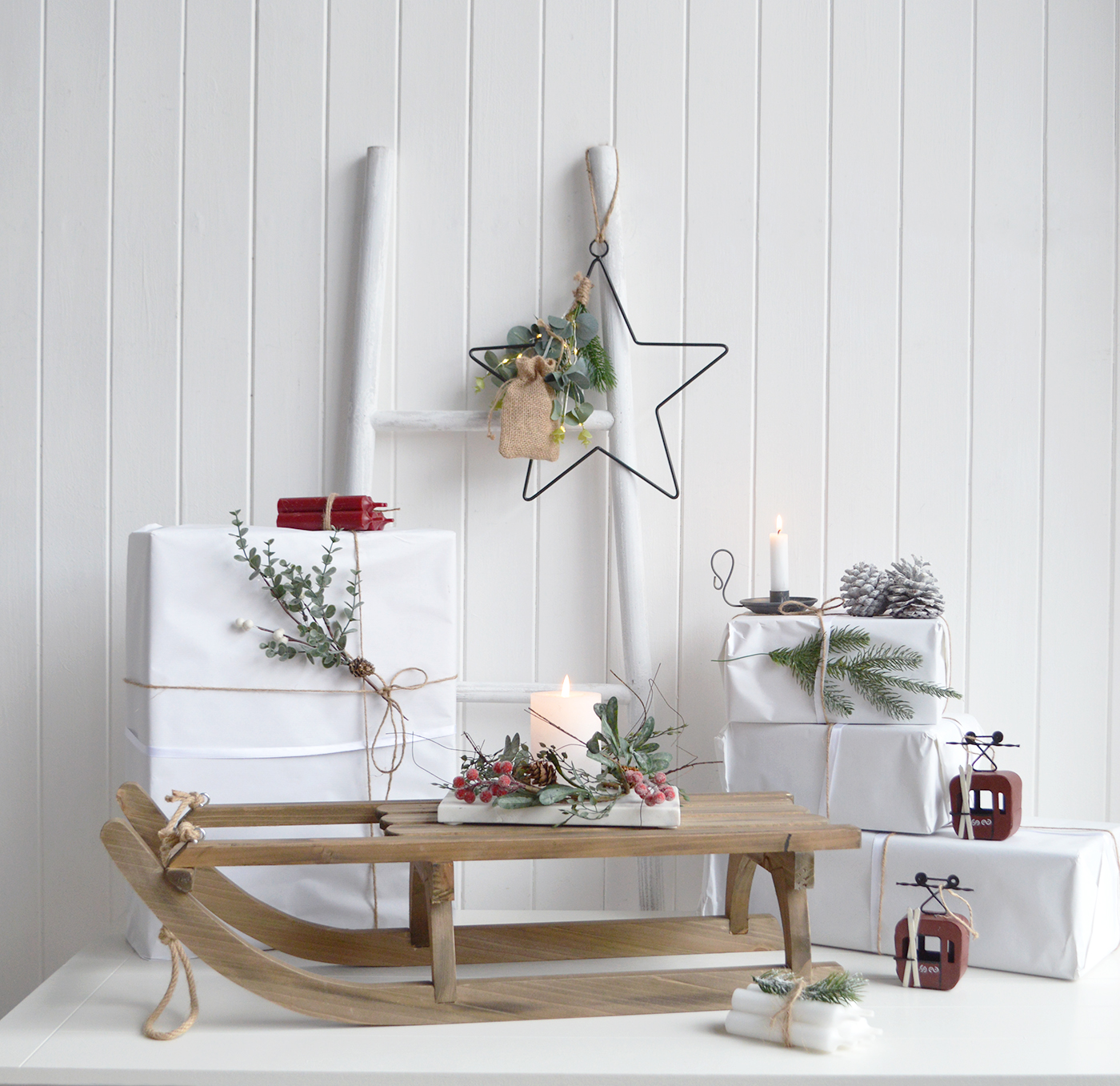 Wooden sleigh for elegant timeless Christmas Decorarions