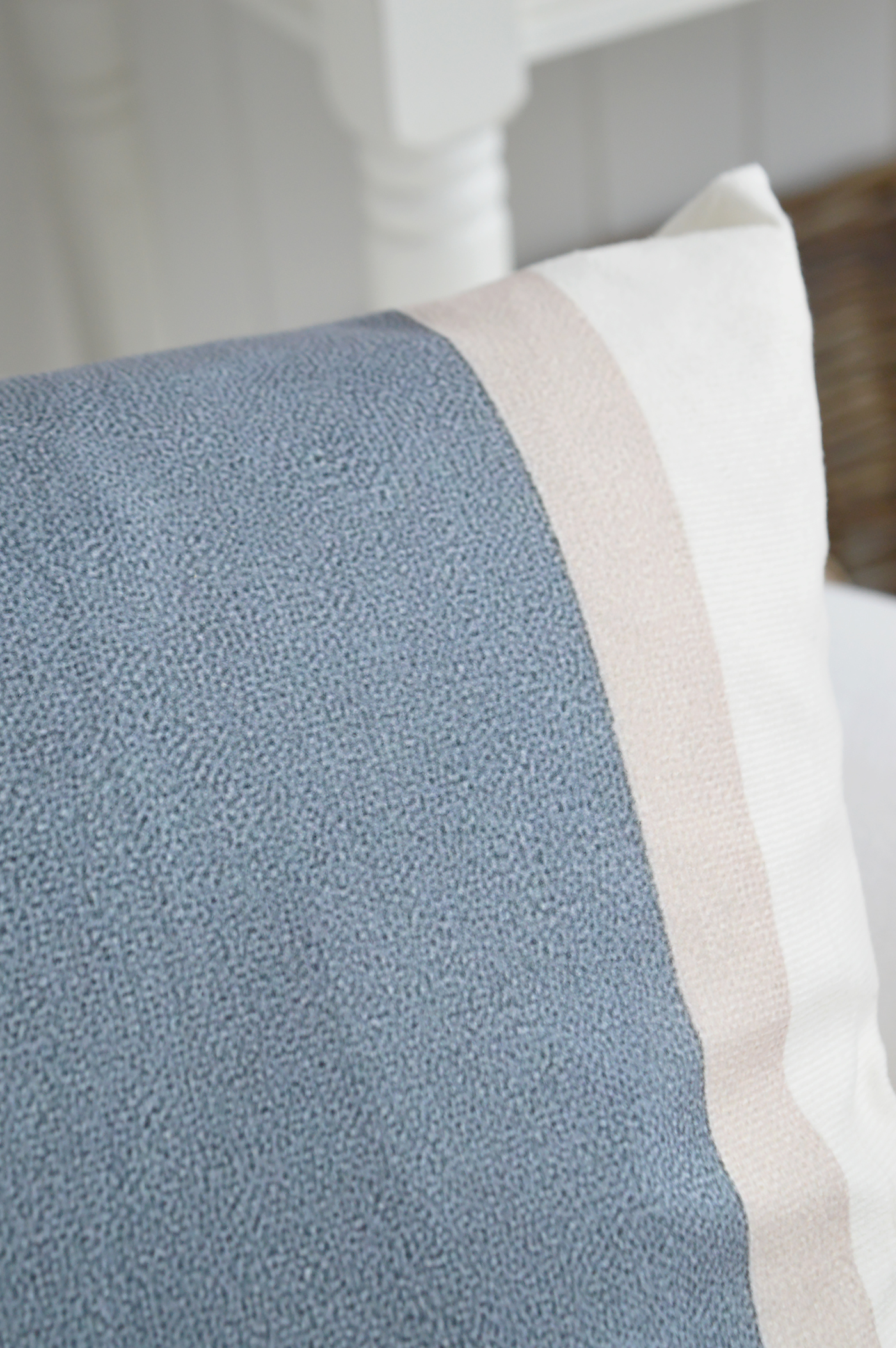 Featuring a beautifully printed coastal design, the Sandbar Cushion Cover brings a fresh, relaxed feel to Hamptons-style interiors and luxury coastal homes.