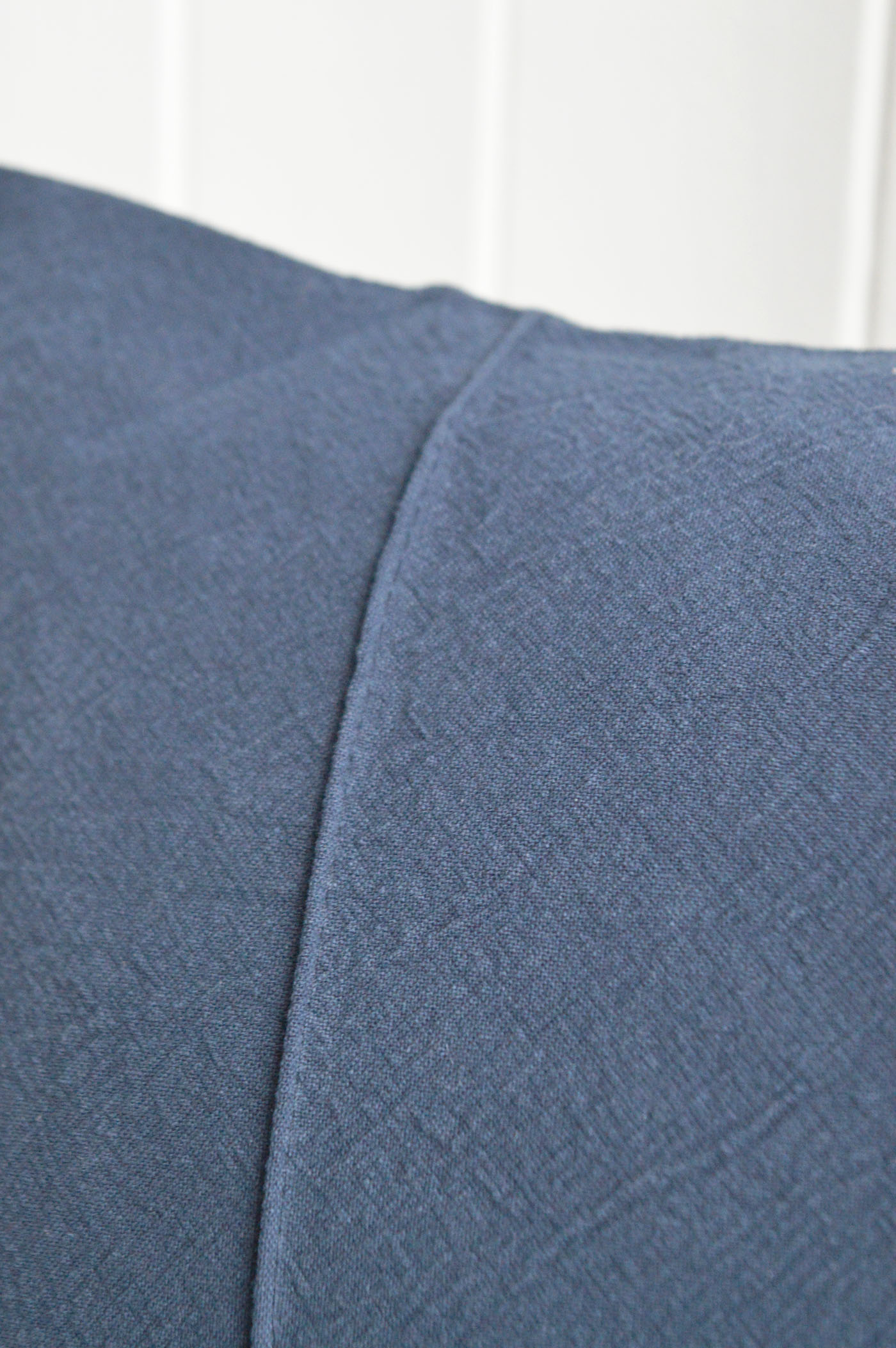 With its soft woven texture and deep navy tone, the Marlow Cushion Cover is perfect for coastal interiors, Hamptons interiors and New England interiors, adding a relaxed yet luxurious layer to coastal cushions, neutral sofas and timeless coastal furniture styling.