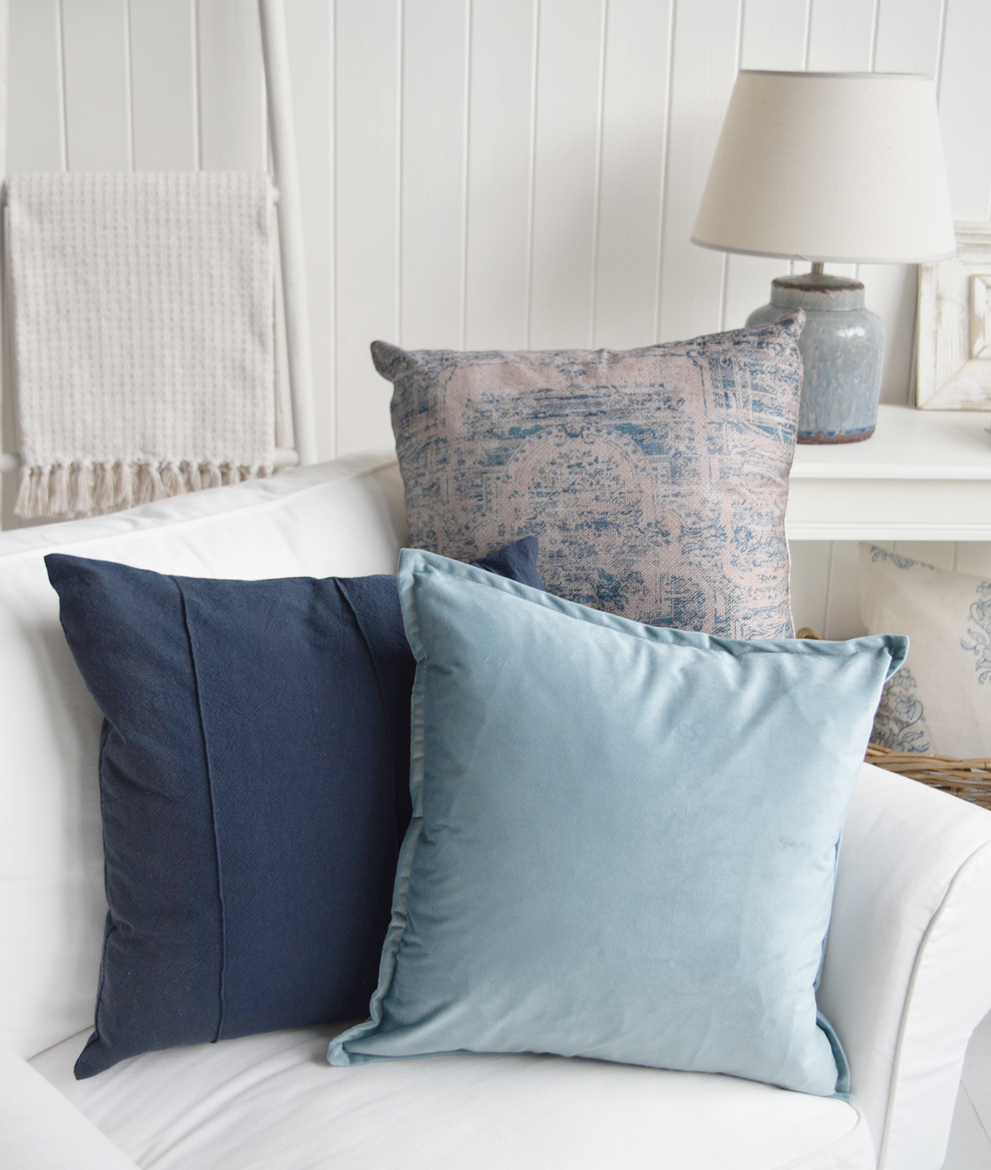 The simple piped edge gives this coastal cushion cover a smart and beautifully finished appearance.