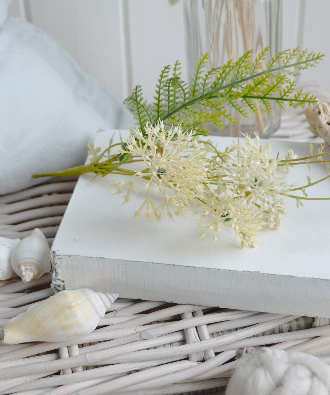 Perfect for coastal and neutral interiors, it adds a sense of stillness — like a sea breeze through dune grass