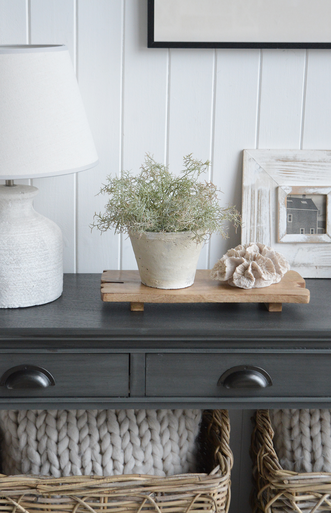 The contrast of the wooden display board against the Greyhaven console for elegant coastal styling