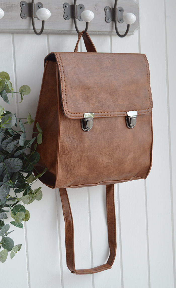 Yale Preppy faux leather rucksack for New England living