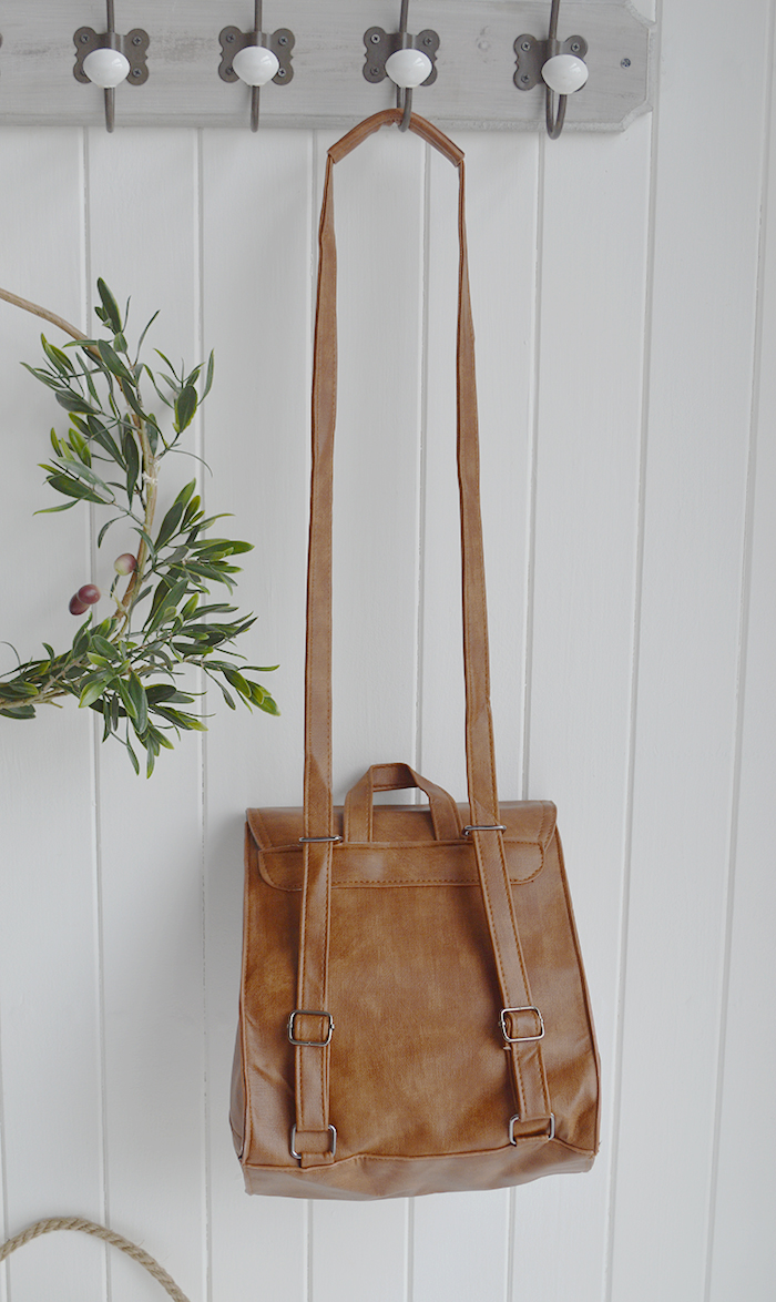 Yale Preppy faux leather rucksack for New England living