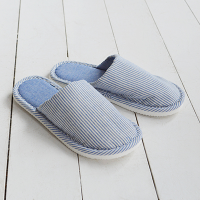Bring relaxed coastal living into your home with our Harbour Bay Stripe Slippers, featuring classic blue and white stripes, a soft padded footbed and a durable sole suitable for both indoor and light outdoor wear.