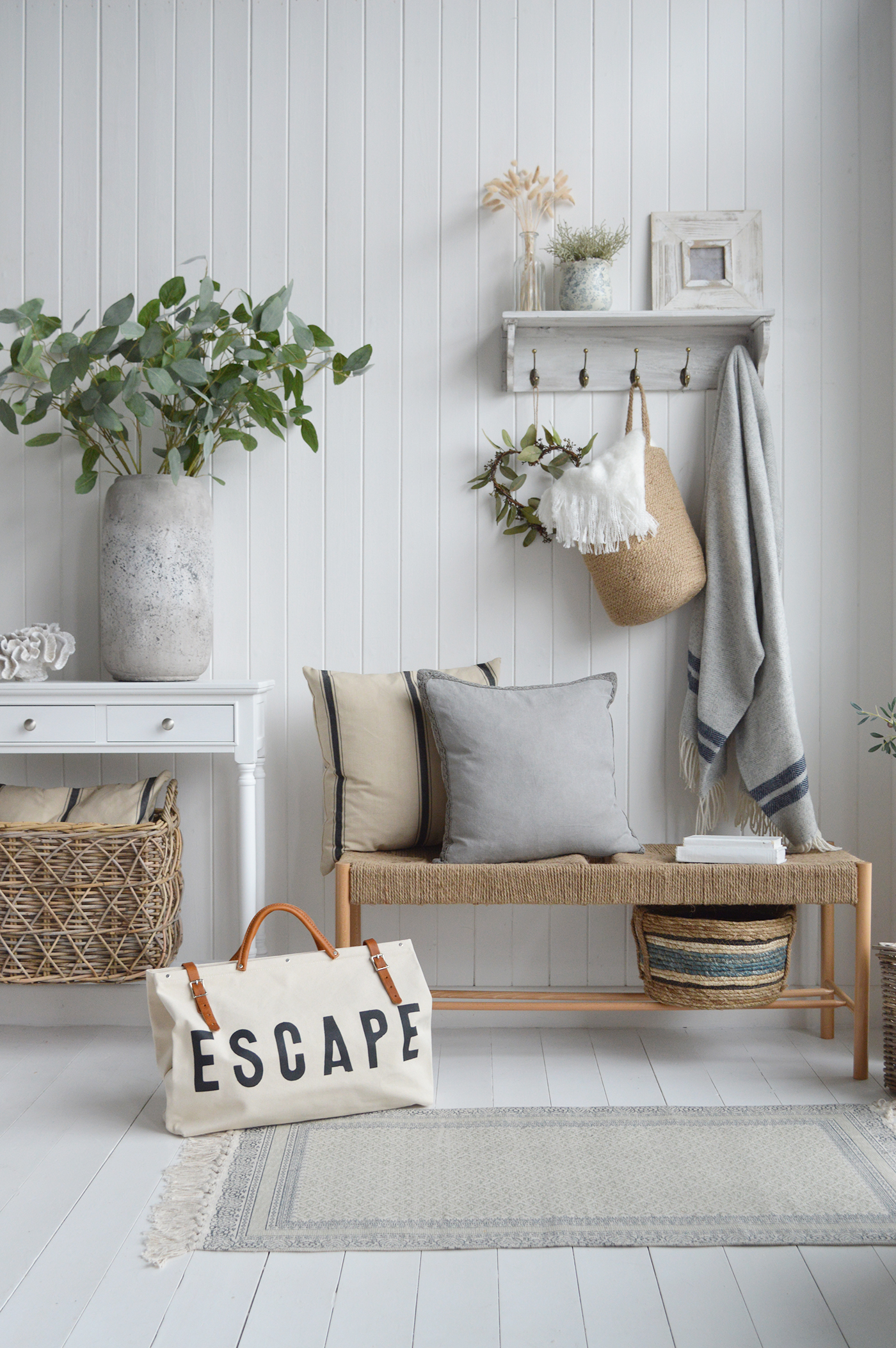 ESCAPE canvas untility bag for New England interiors