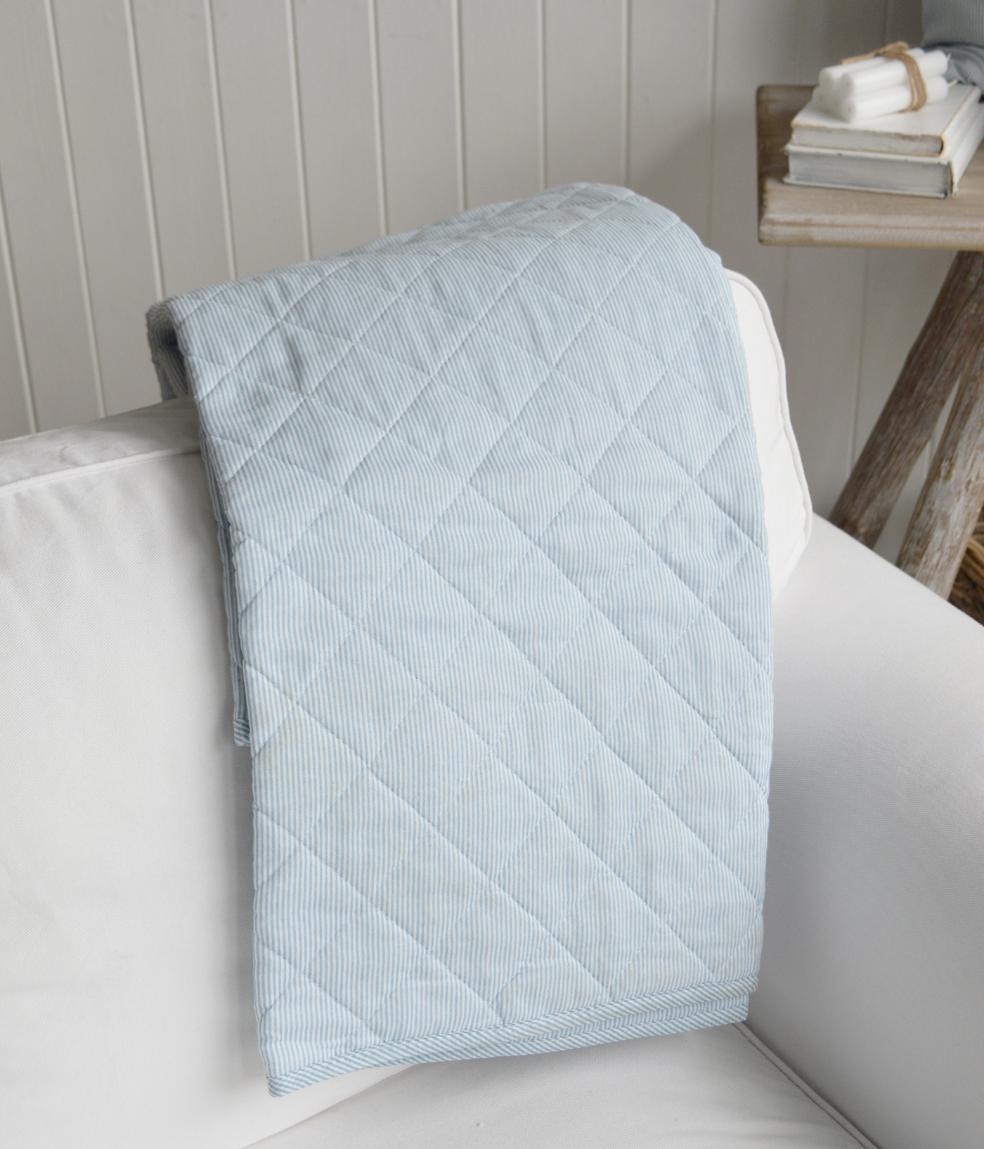 Whether styled together or separately, Piermont’s colourways of blues, and stripes create a harmonious look.