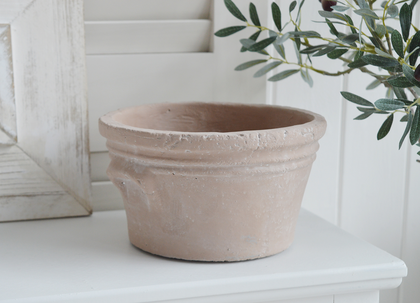 Stoneham Rustic Terracotta Pot - Console table styling for New England and Hamptons InteriorsStoneham Rustic Terracotta Pot - Console table styling for New England and Hamptons Interiors