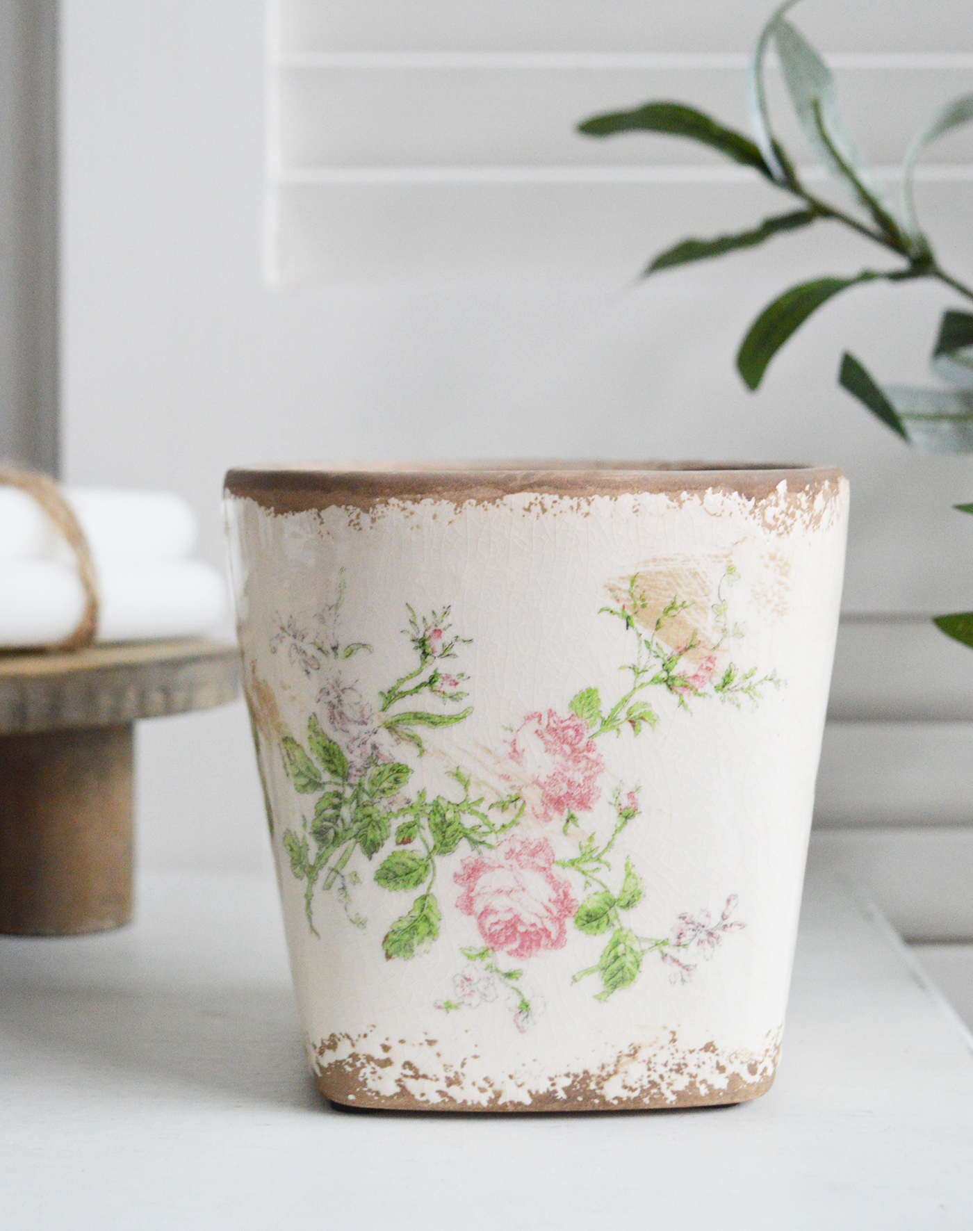 Rosewood Ceramic Pot - New England, modern country, coastal and modern farmhouse furniture and interiors