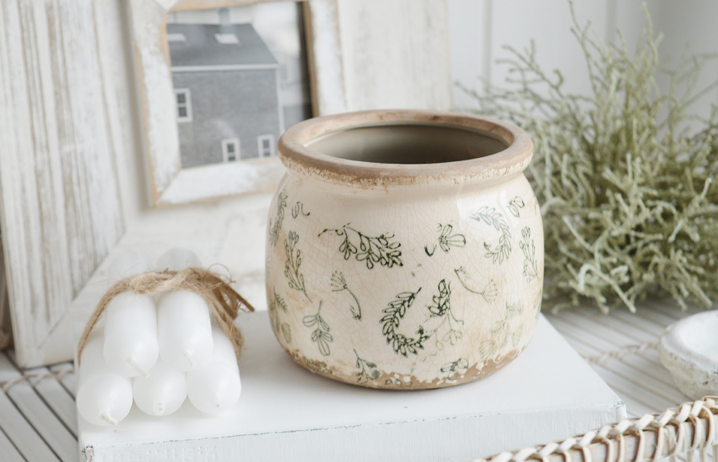 Westbrook vintage style ceramic pot to suit New England interiors complementing modern farmhouse, country and coastal furniture