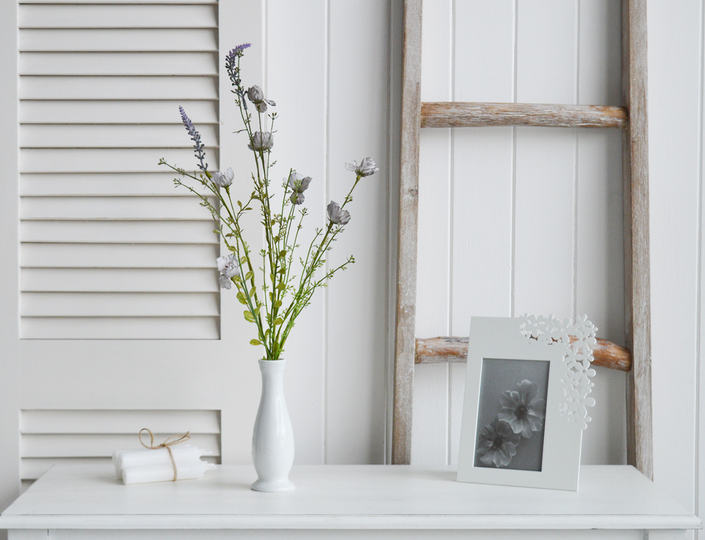 Artificial branches, greenery, fruits and flowers to decorate your New England styled interior. Ideal for all modern country, farmhouse and coastal homes - Blue Rose Spray