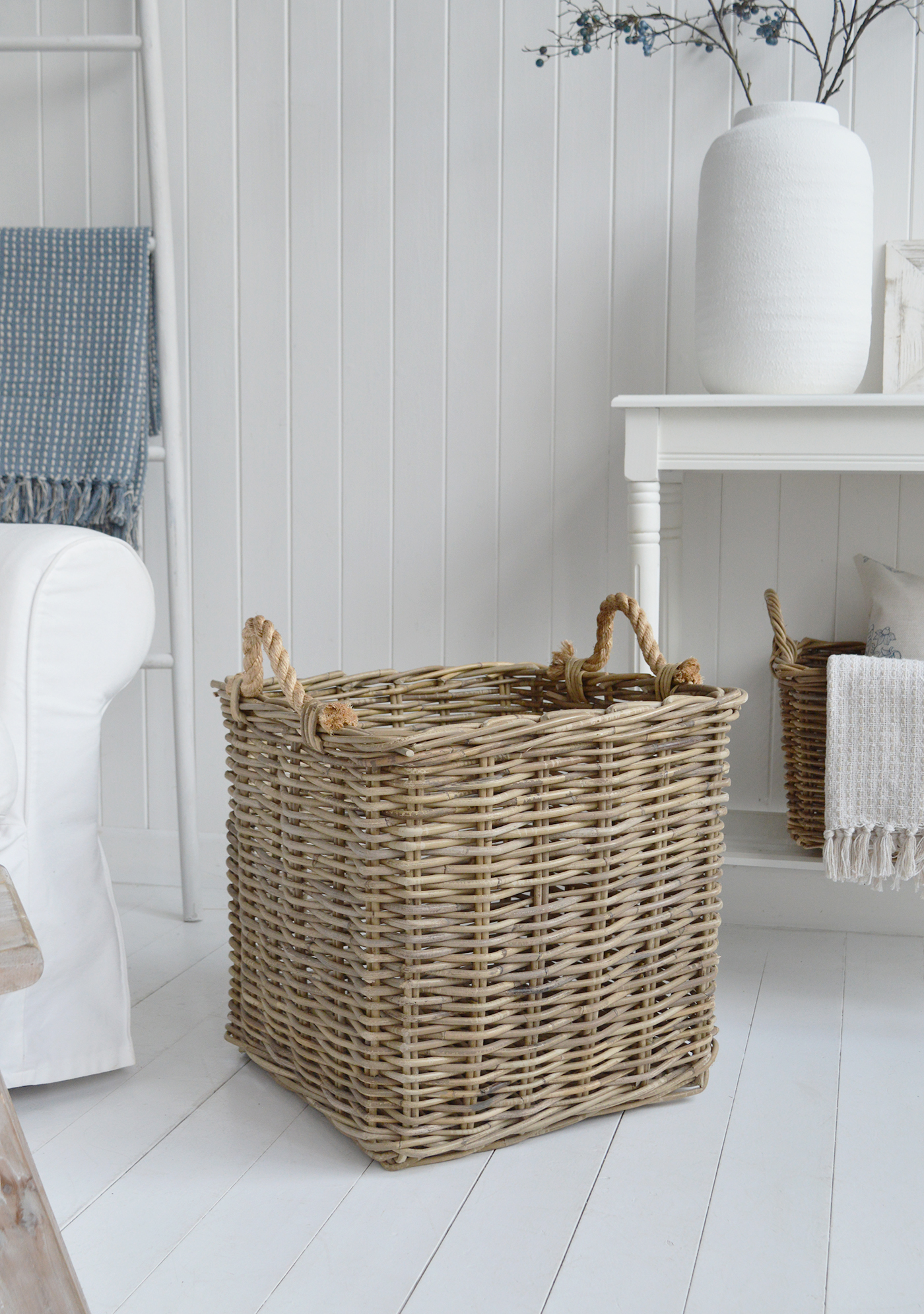 The grey-washed woven finish complements New England furniture, Hamptons interiors and modern country homes.