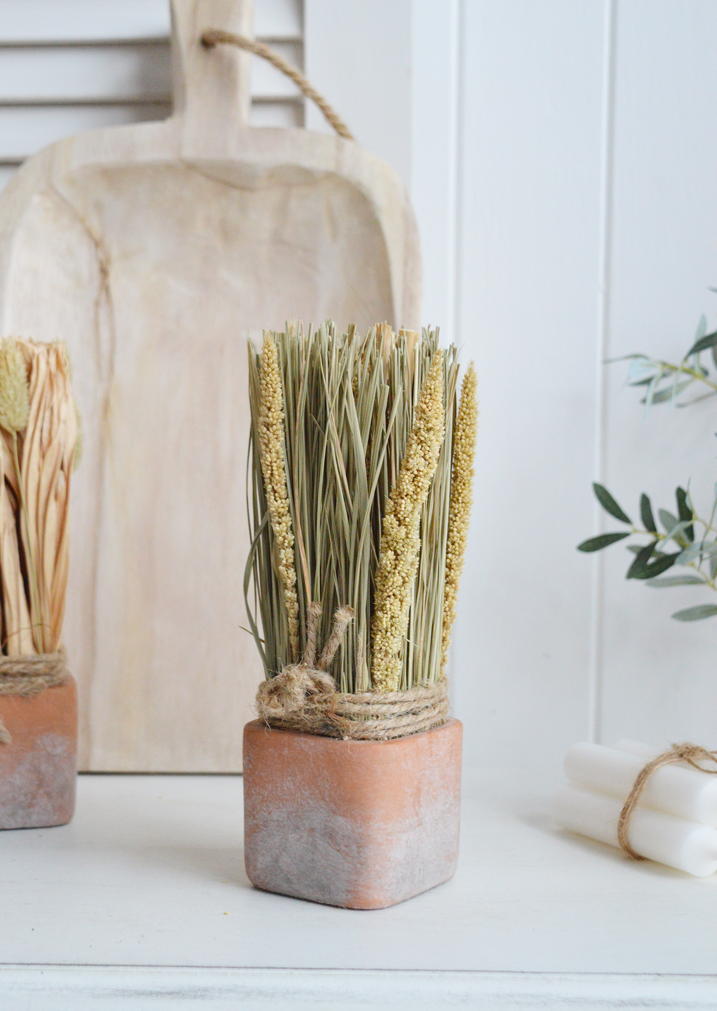 Dried Grass Bouquets in Terracotta Pot for New England style homes and interiors in the city, country and by the coast 