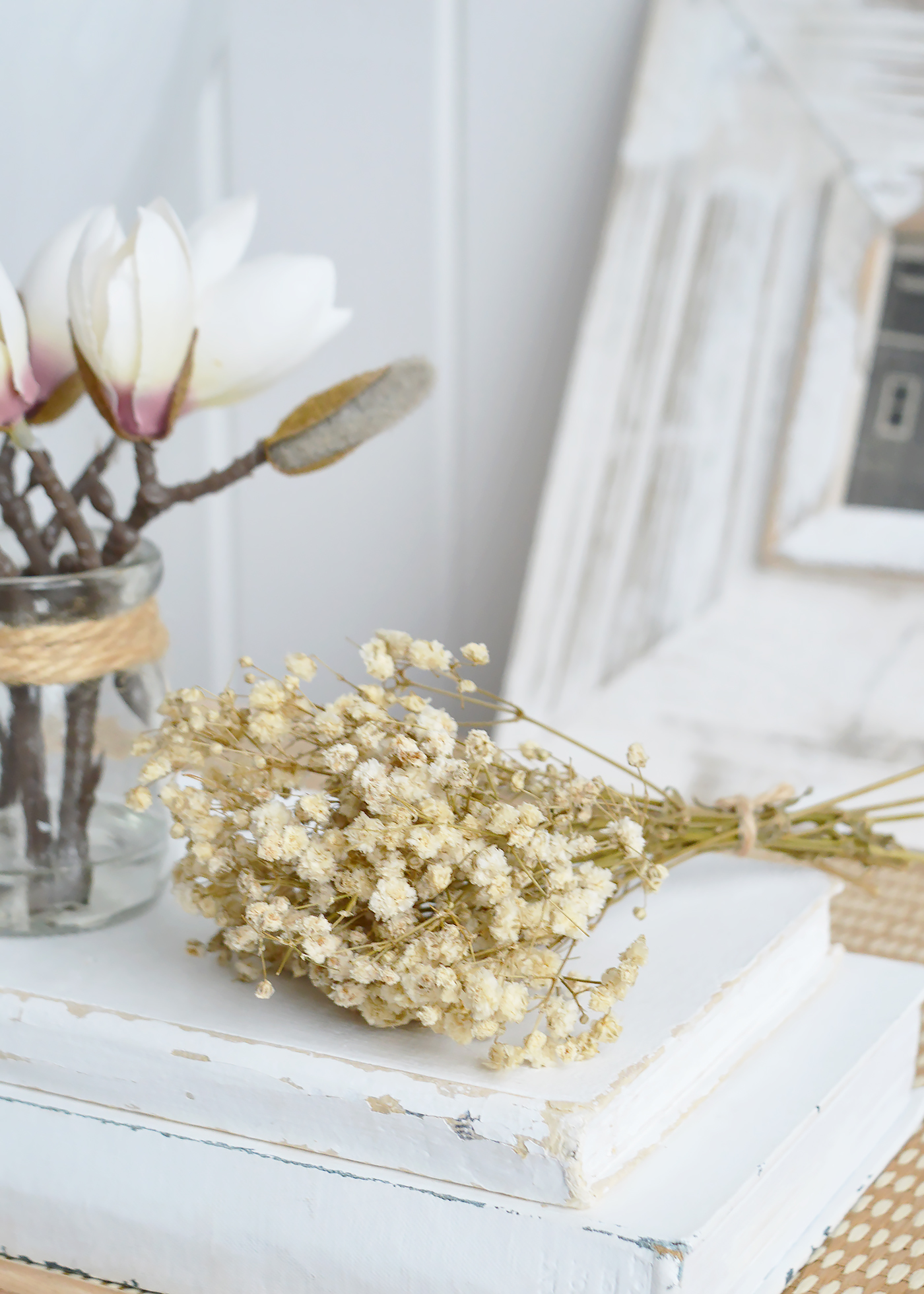 These dried flowers bring a soft, organic touch to coastal interiors
