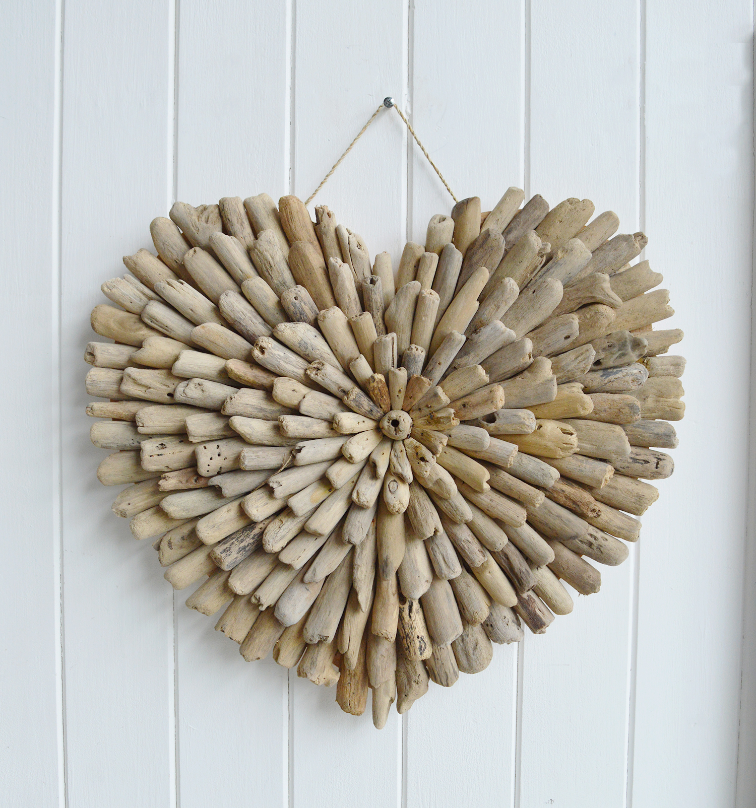 Driftwood heart. New England Coastal and Beach House Style Home Decor and home decor accessories for the home interiors