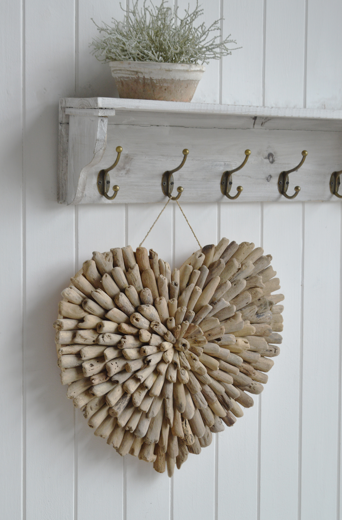 Driftwood heart. New England Coastal and Beach House Style Home Decor and home decor accessories for the home interiors