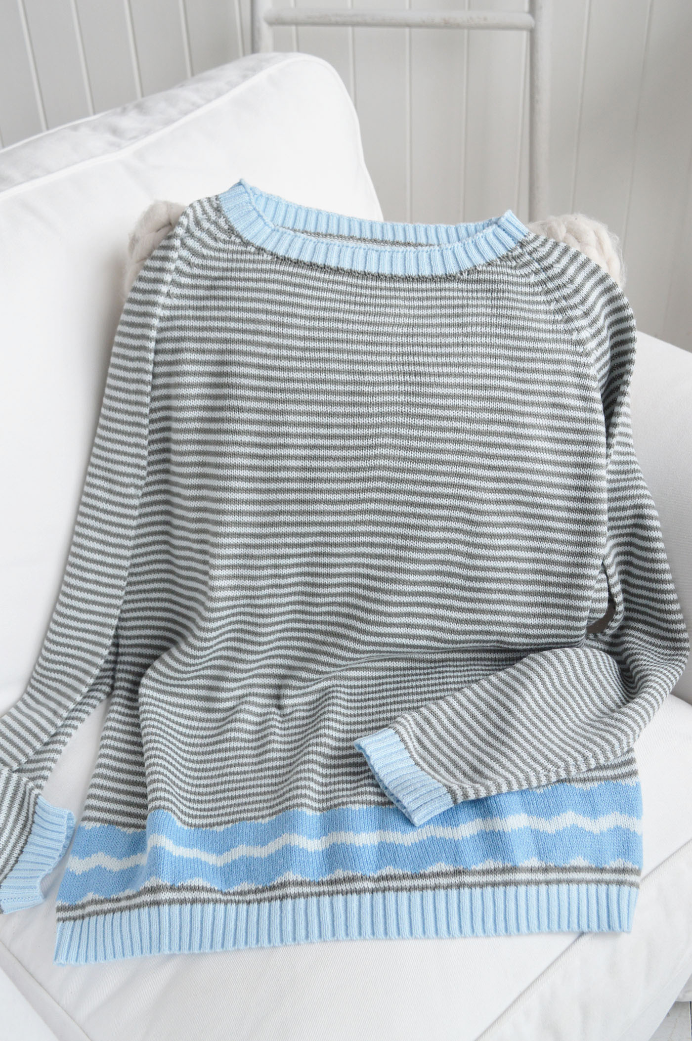 Lightweight coastal stripe jumper designed with a timeless New England aesthetic and effortless everyday comfort.