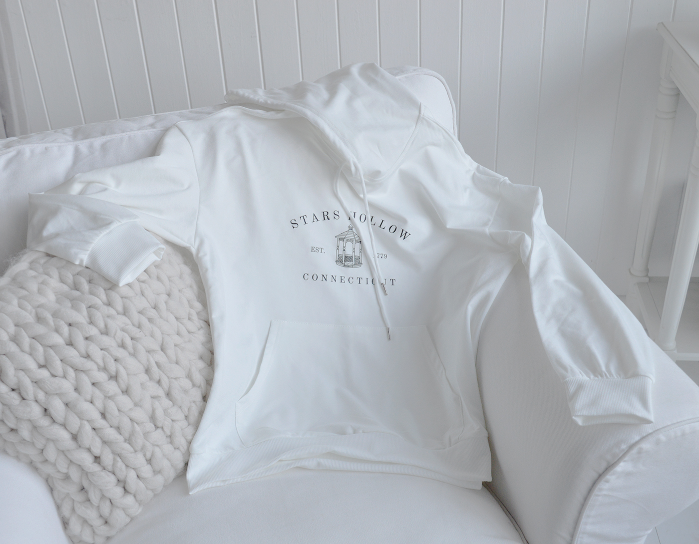 Our New England loungewear captures the charm of classic East Coast style with a modern, easy-to-wear feel.