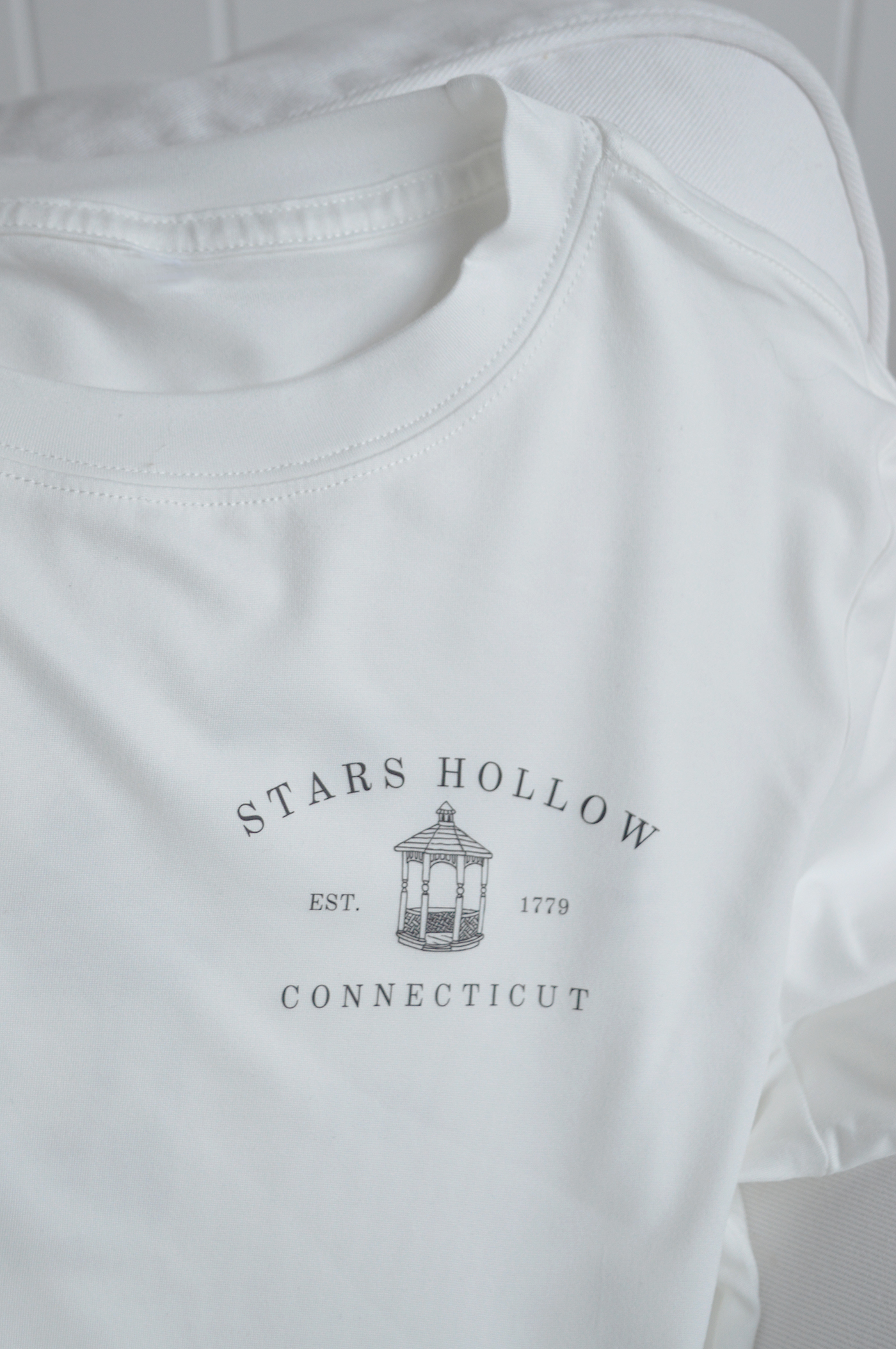 Designed for effortless wear, this New England loungewear brings together soft fabrics, simple styling and timeless appeal.