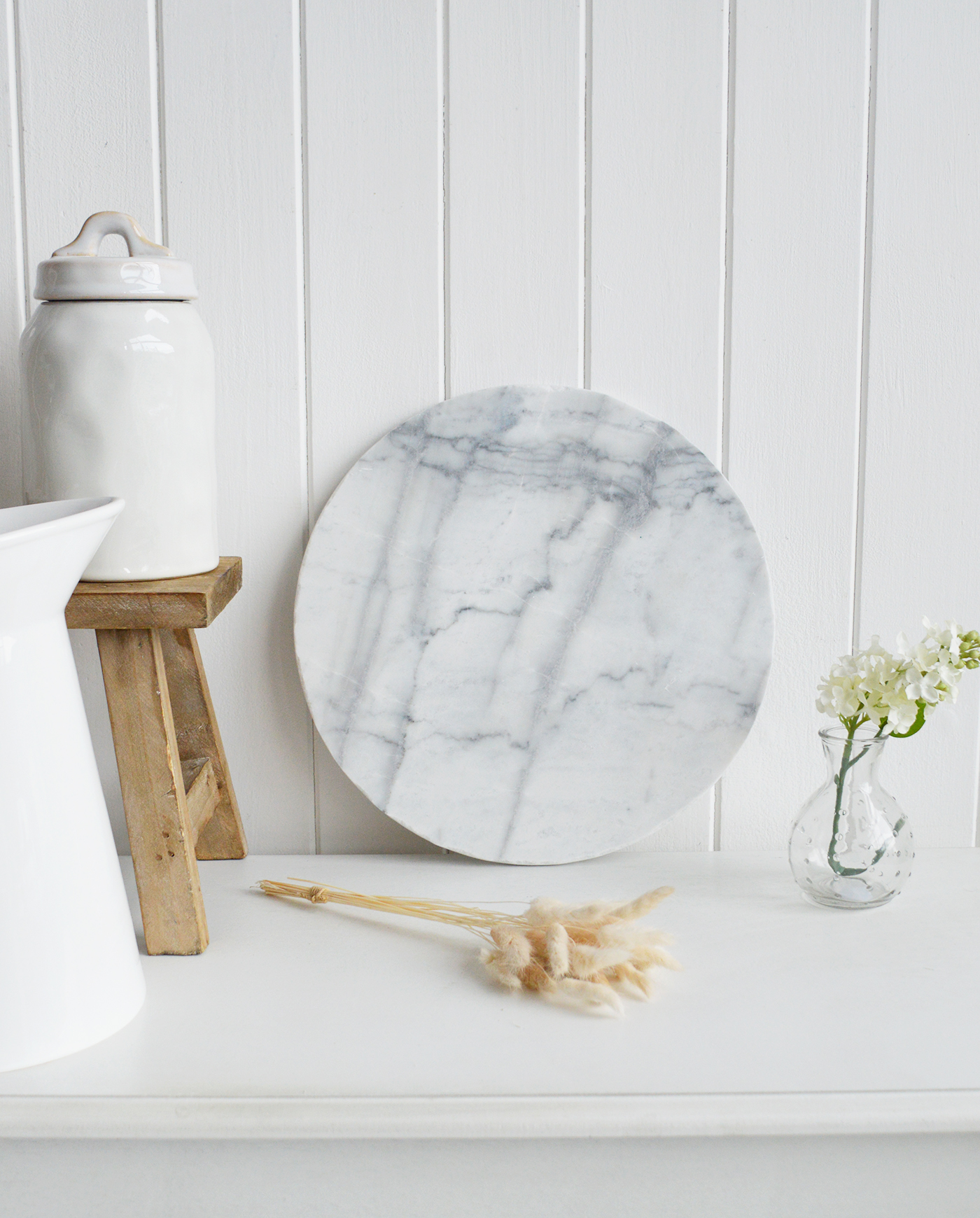 Grey & White marble Round Tray Chopping Boards - New England style White Home Accessories for country, coastal and city homes and interiors