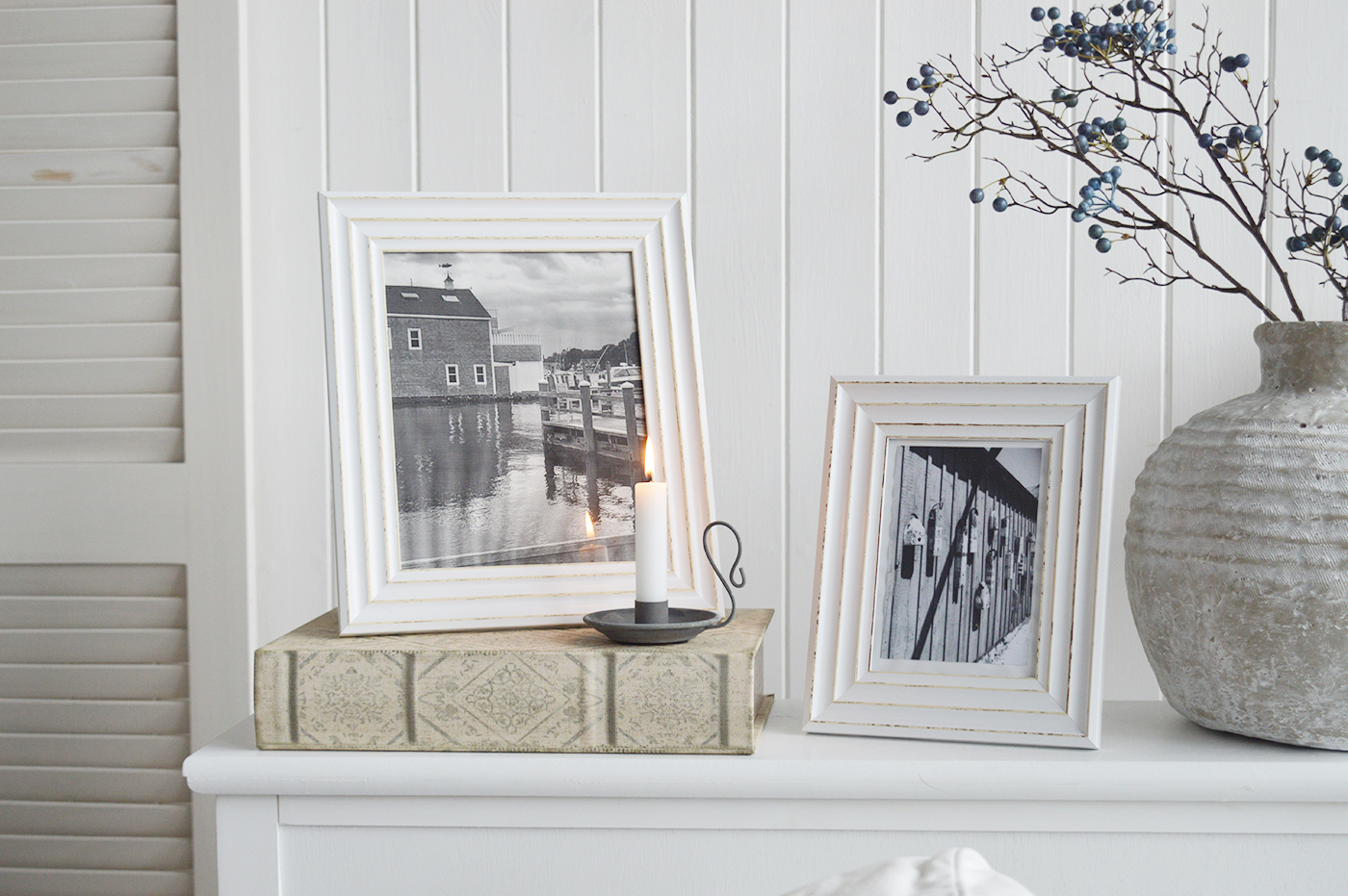 Colebrook white photo frames in distressed finish for modern farmhouse, country and coastal New England style homes and interiors. Available in 4x6, 5x7 and 10x8