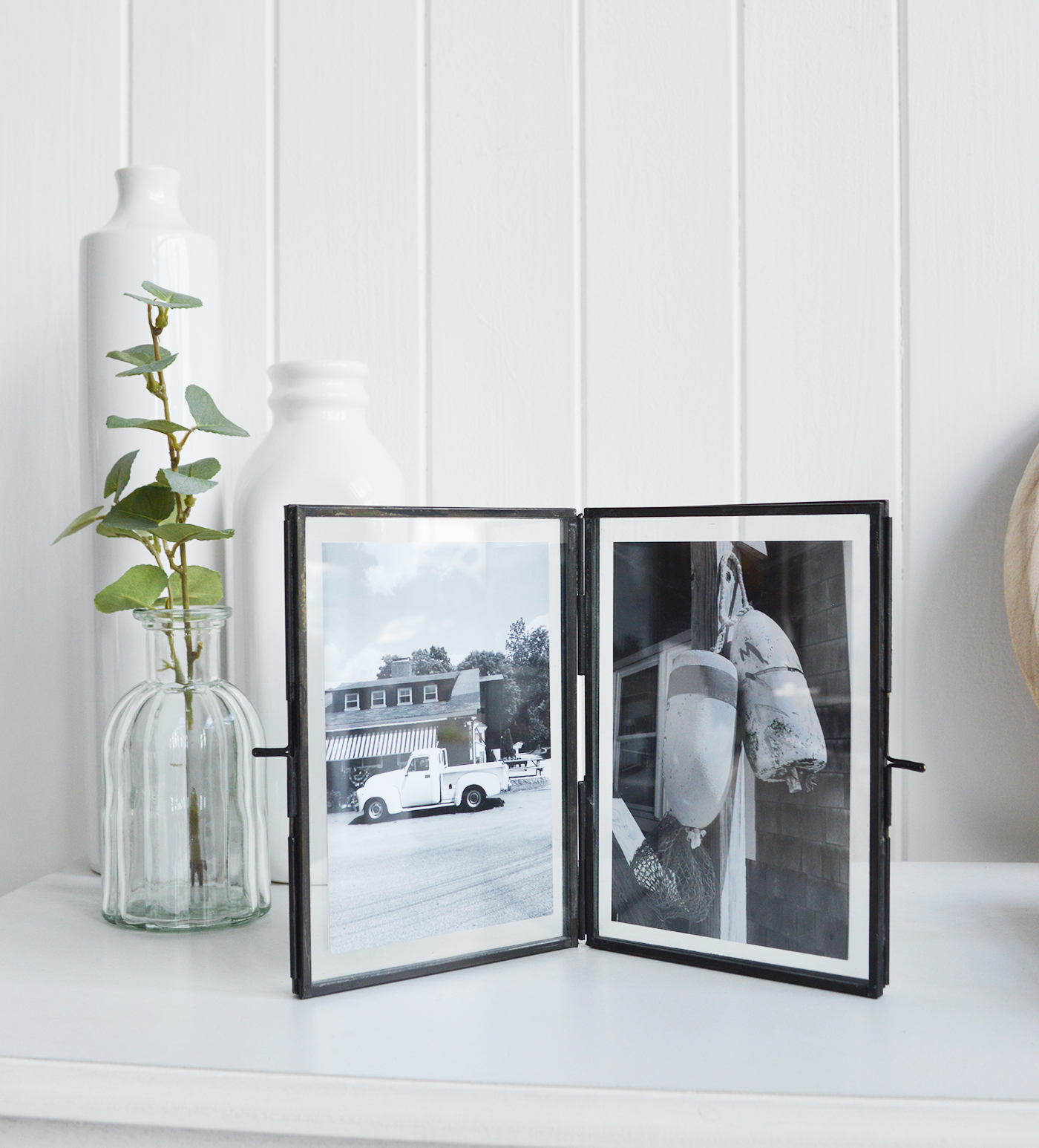 Putney glass photo frame for 5 x 7 photographs - portrait or landscape. White Furniture and home decor accessories for the New England styled home for all country, coastal and city houses.