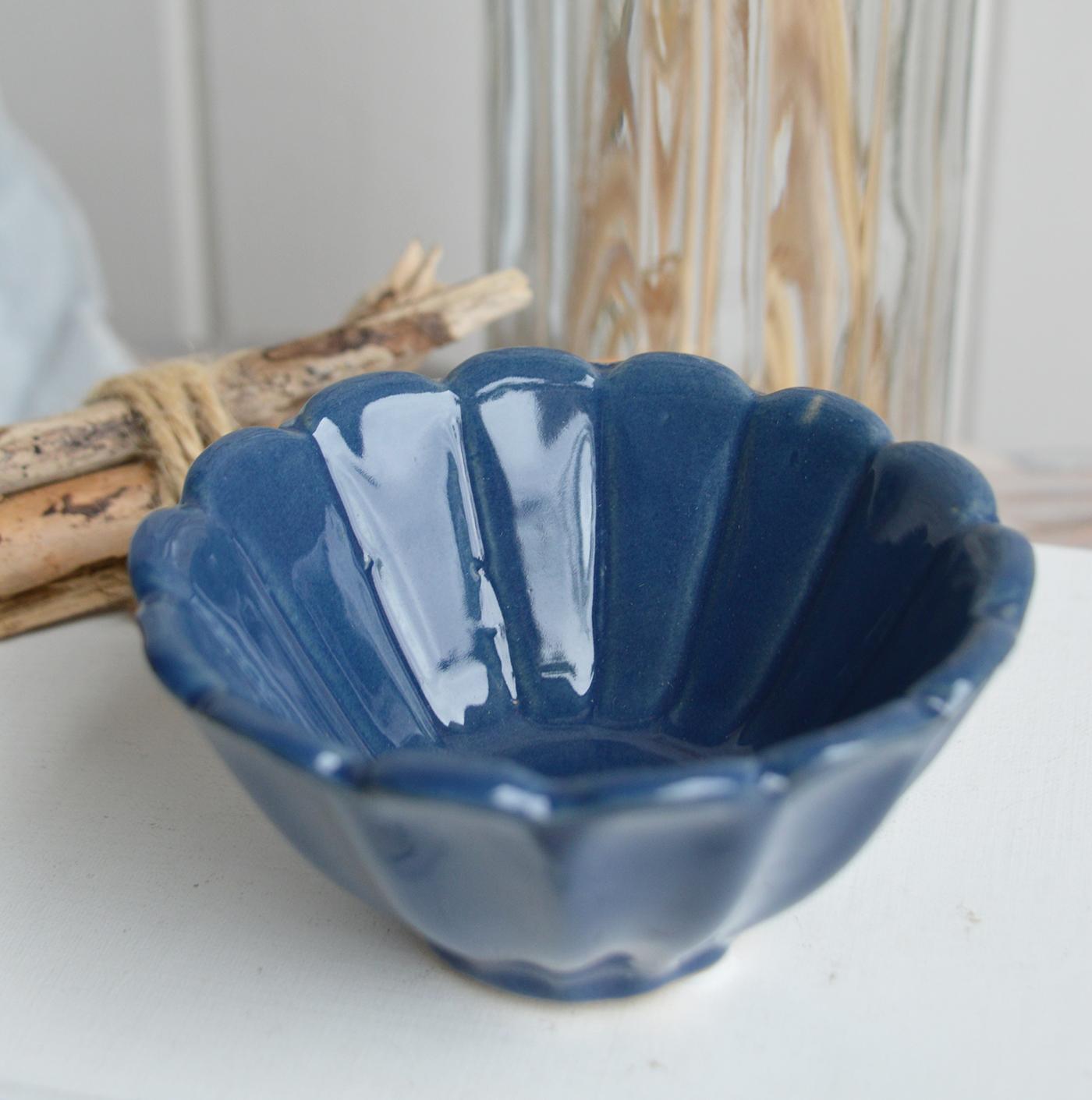 Glossy scalloped bowl in nautical beach house style