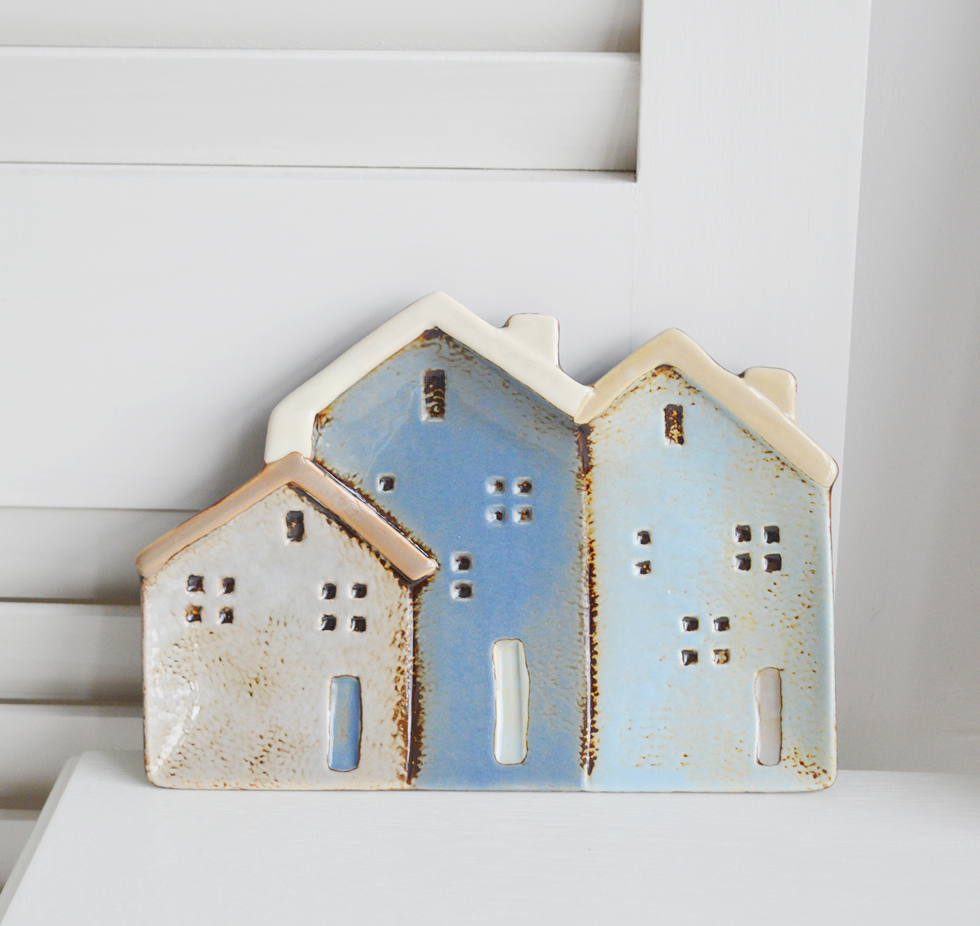 Decorative ceramic plates, beach hut and cottages from The White Lighthouse coastal, New England and country , farmhouse furniture and home decor accessories UK