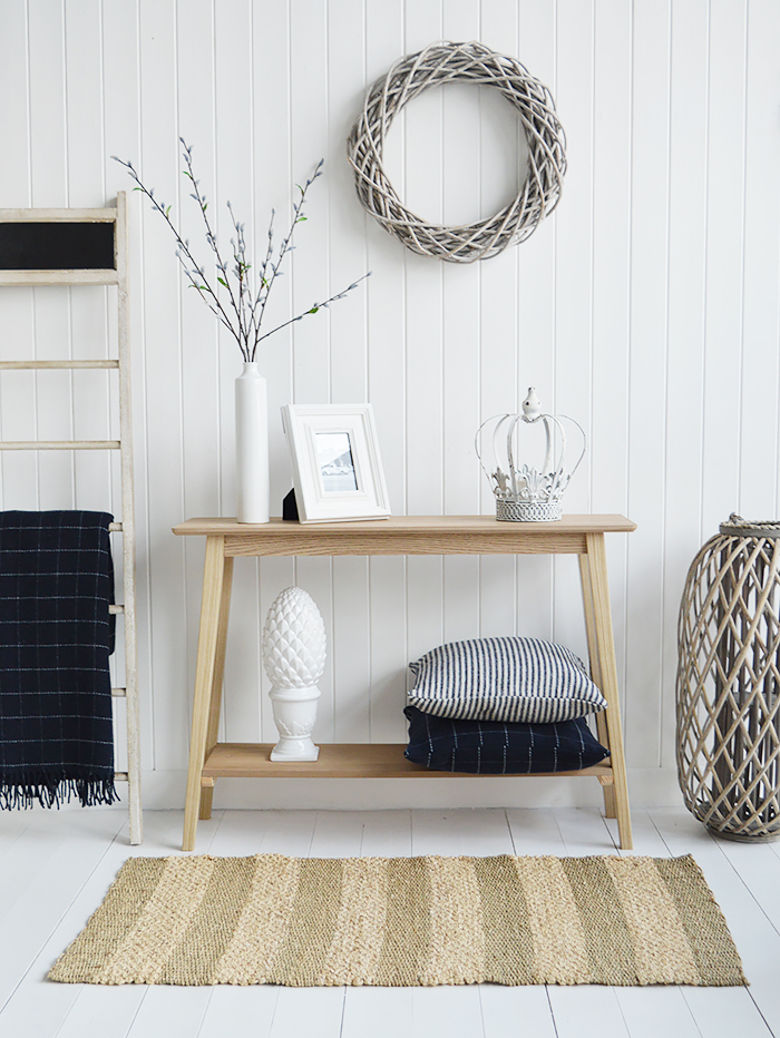 The natural contrasting striped in the woven runner make it a striking and hard wearing addition to your home.. Just perfect for our New England styled interiors for coastal, city and country homes in a simple but gorgeous style