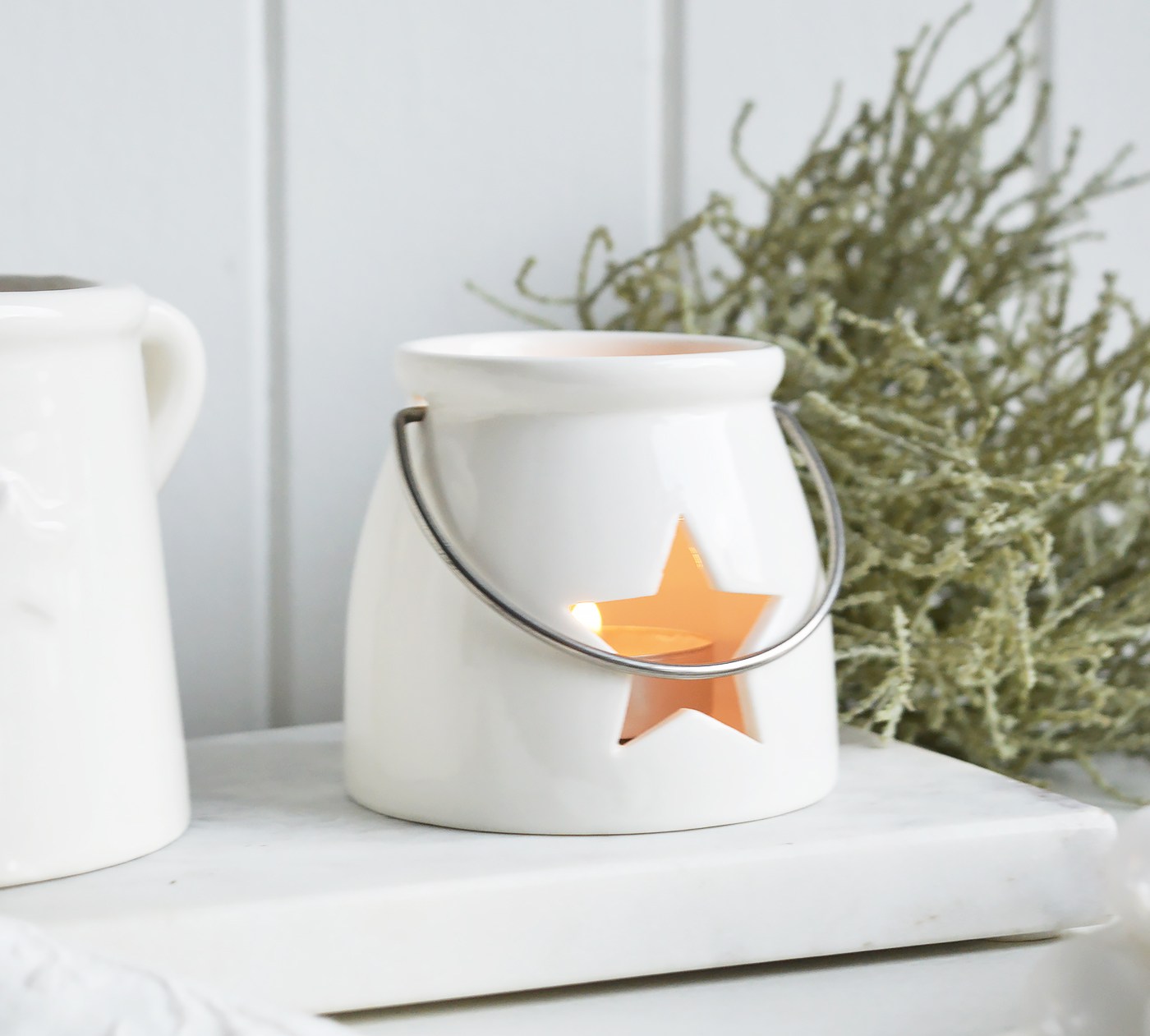 White Ceramic Star tea light holder 