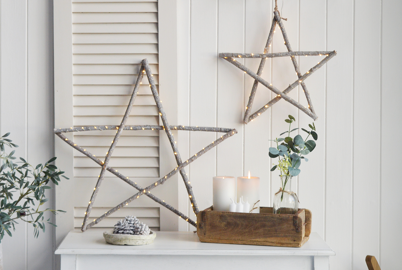 The White Lighthouse. White Furniture, New England country, coastal and city home interiors - LED llarge light up star