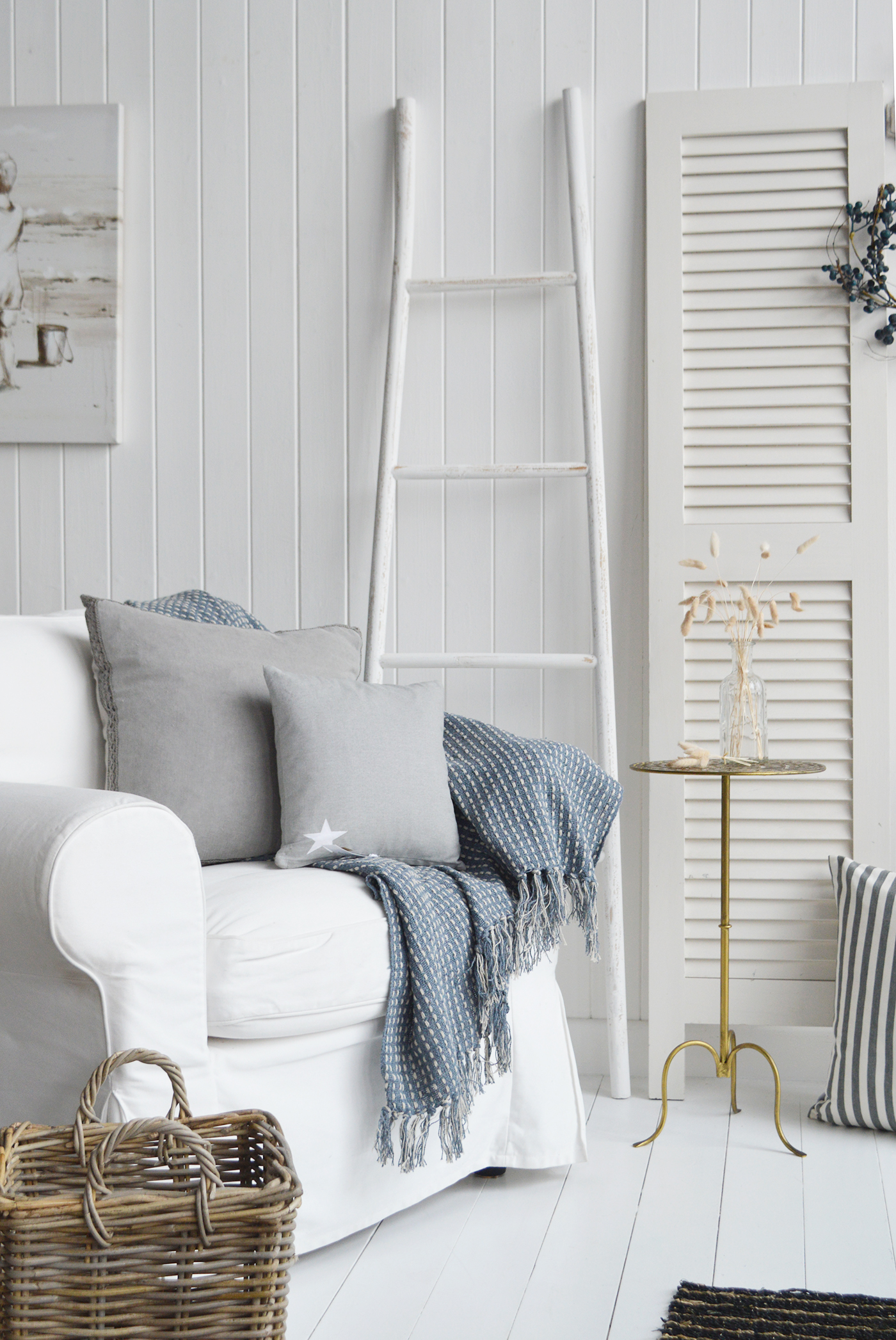 The Camden blue throw, perfectly complements greys blues and white home interiors