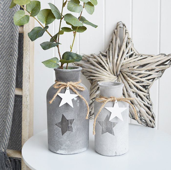 Grey star glass vases with white hearts 